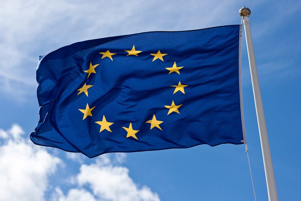 UE: AVANTI CON LA DIFESA COMUNE