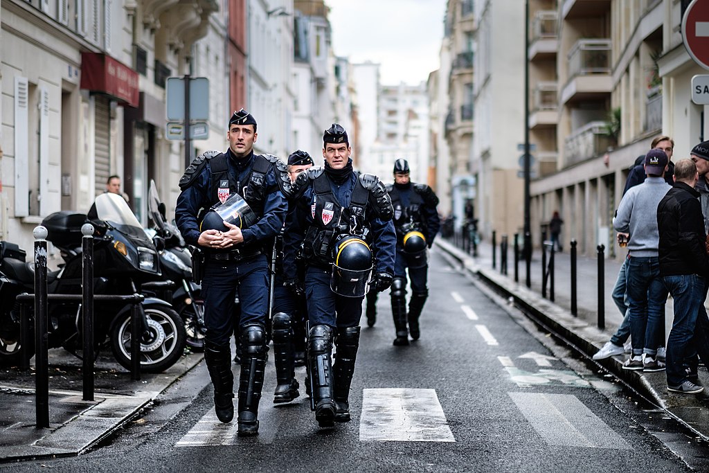 SCONTRI IN FRANCIA PER LA FESTA DEL 1° MAGGIO